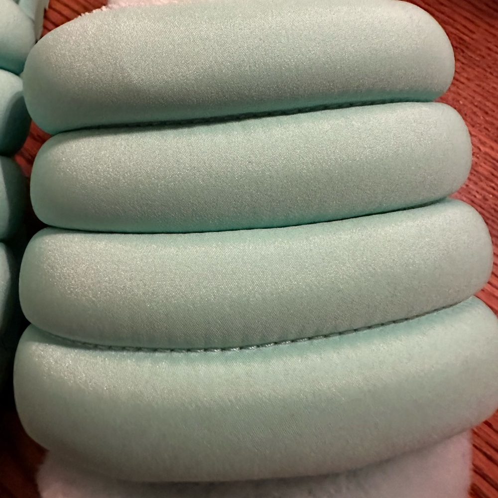 Ugg Slides - image 2